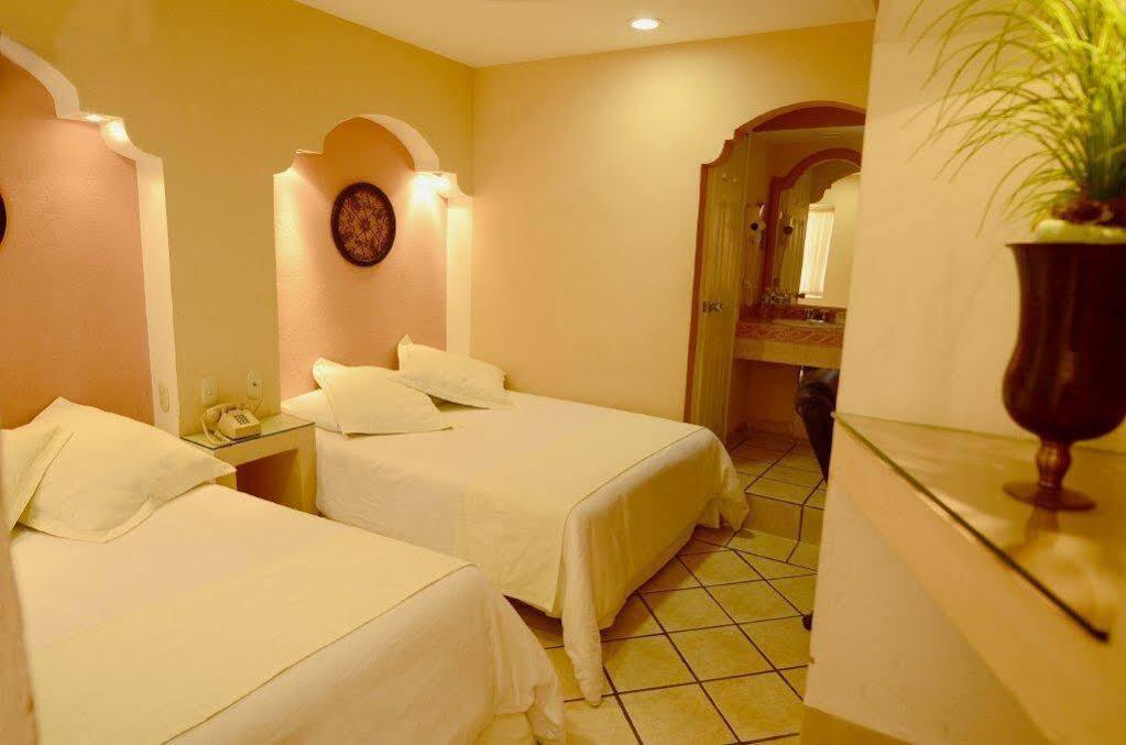 Hotel Real Catedral Tula de Allende Esterno foto